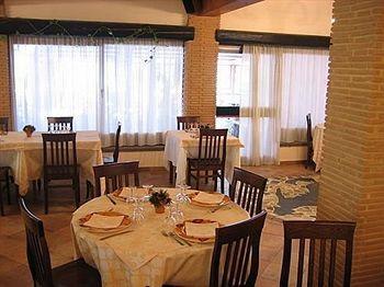 Hotel Ristorante Vecchia Maremma Orbetello Buitenkant foto