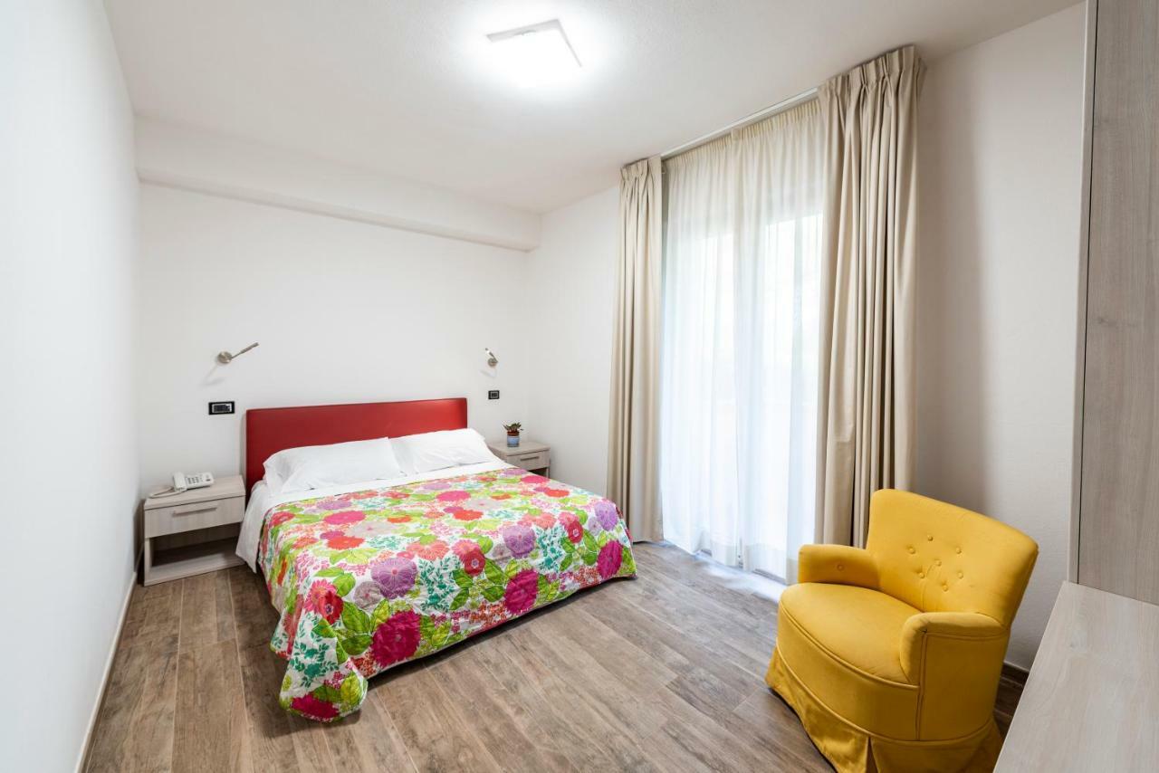Hotel Ristorante Vecchia Maremma Orbetello Buitenkant foto