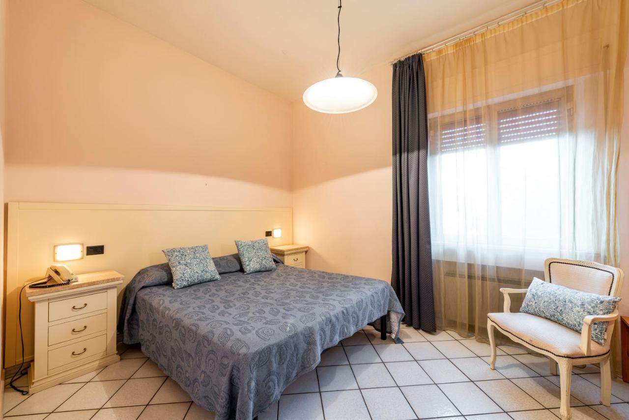 Hotel Ristorante Vecchia Maremma Orbetello Buitenkant foto