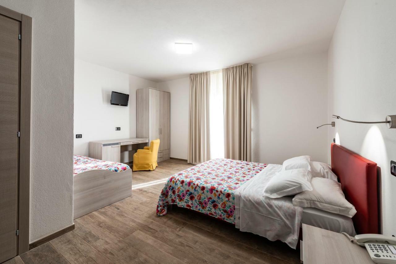 Hotel Ristorante Vecchia Maremma Orbetello Buitenkant foto